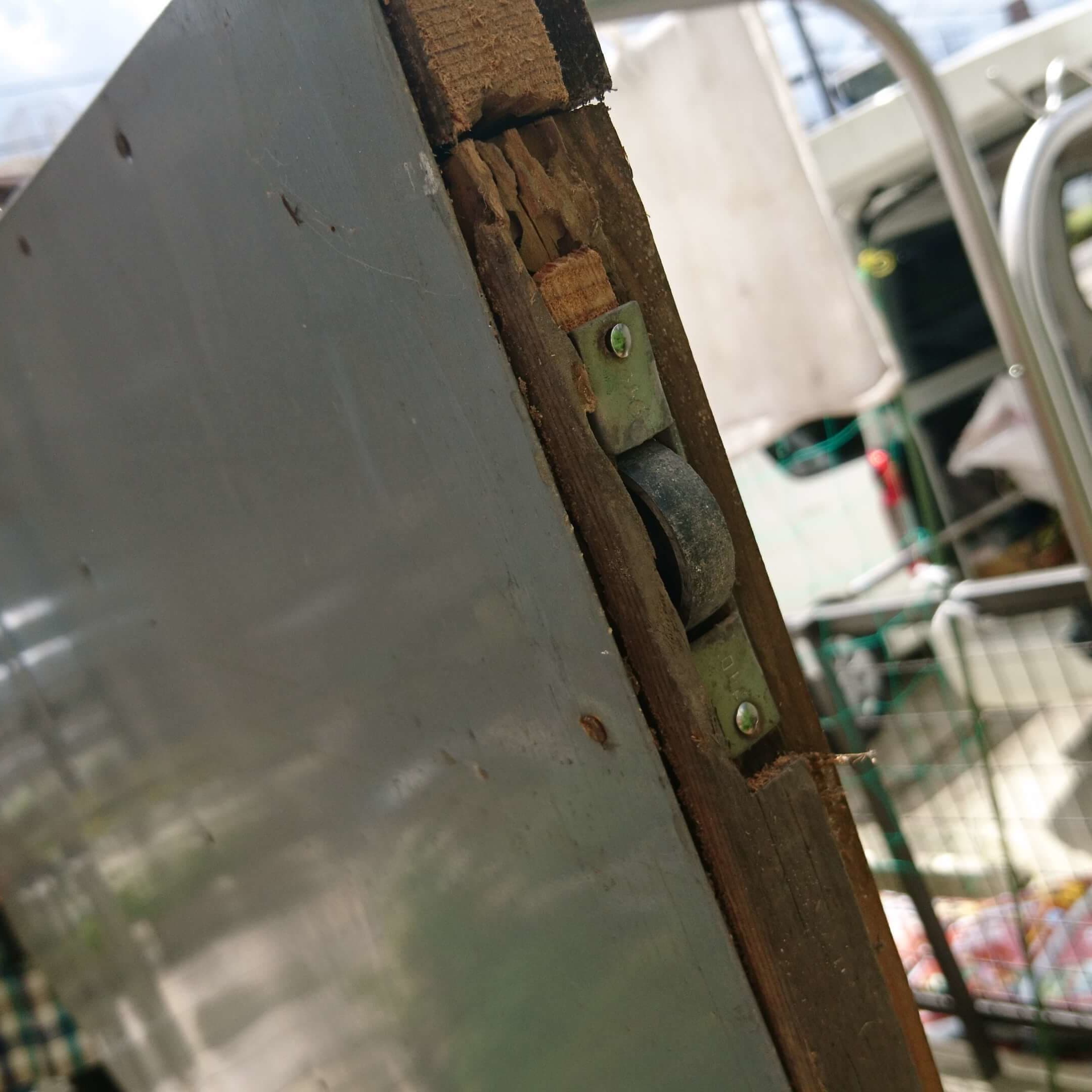 戸車交換 名古屋市中区 | 戸車交換なら建具修理の窓口名古屋市中区