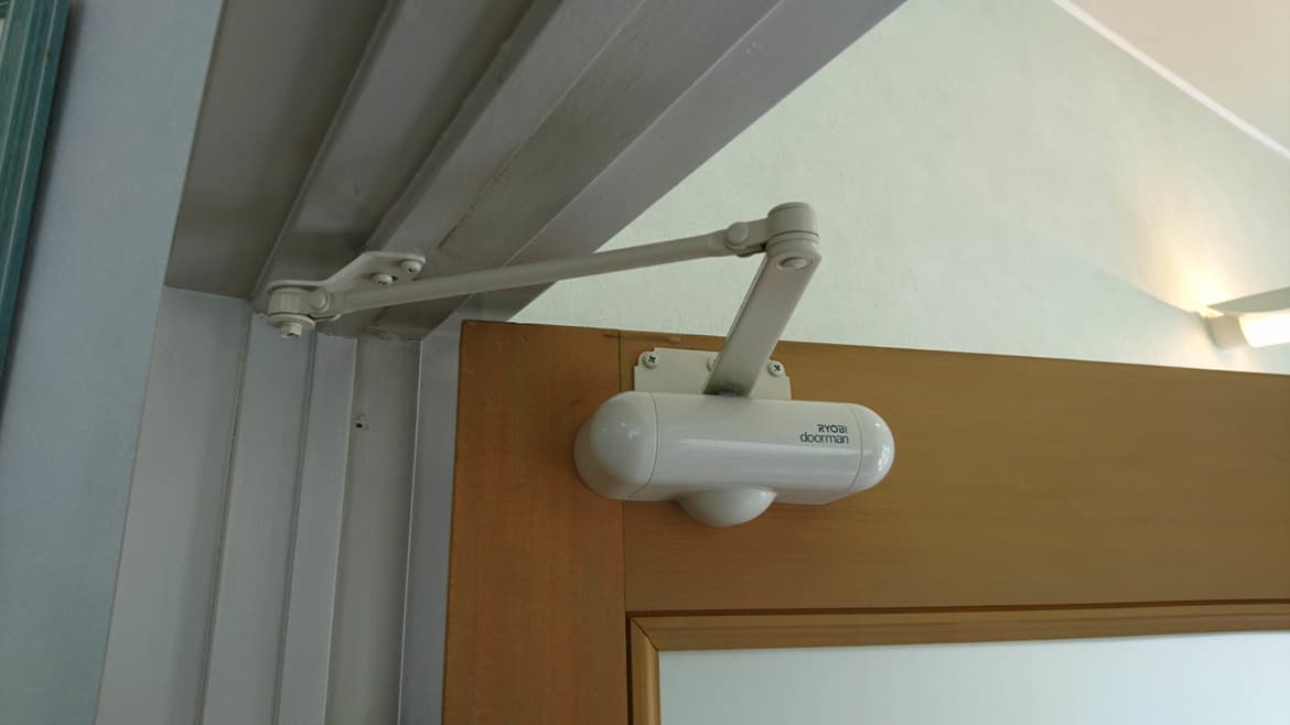 ドアマン取替え 名古屋市中区 | ドアマン取替えなら建具修理の窓口名古屋市中区