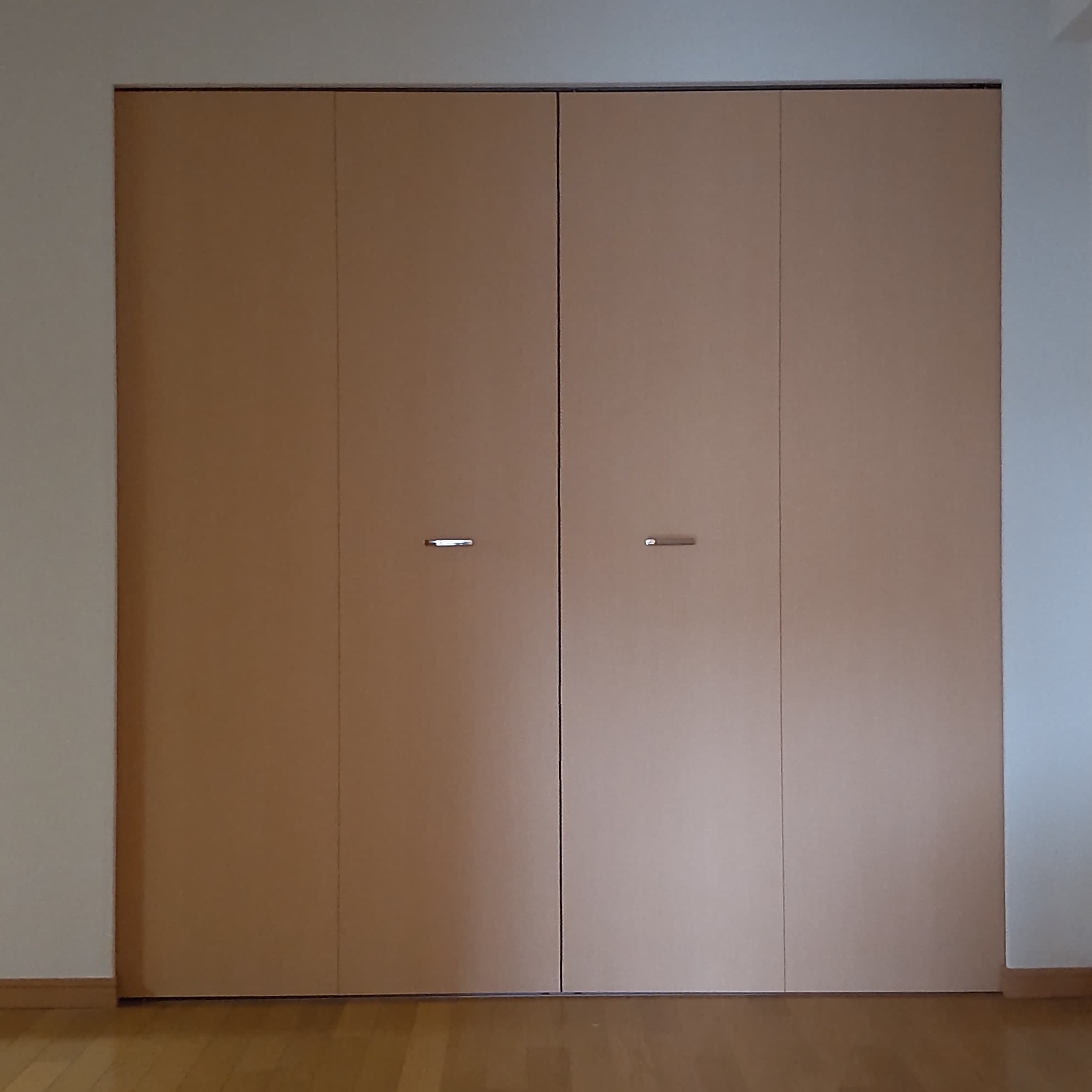 収納折戸新調 名古屋市中区 | 収納折戸新調なら建具修理の窓口名古屋市中区